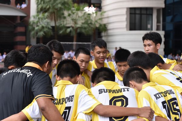 โรงเรียนปรีชานุศาสน์